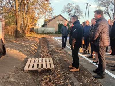 Oficjalne otwarcie wyremontowanej drogi Jasieniec- Promna