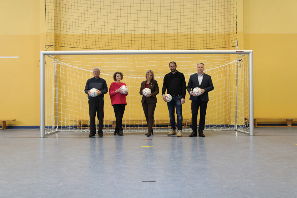 Hala sportowa w Jasieńcu odnowiona