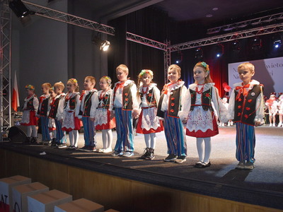Mieszkańcy Niepodległej. Akademia w Sulęcinie. 