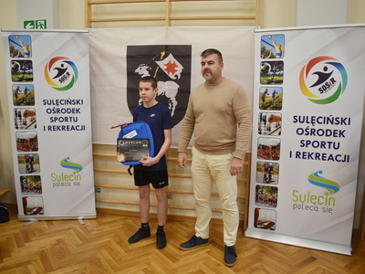 Turniej tenisa stołowego o puchar burmistrza Sulęcina. 