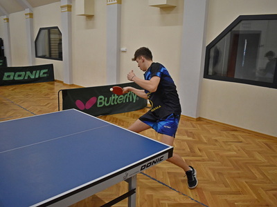 Powiatowe derby w tenisie stołowym. 