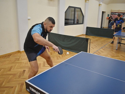 Powiatowe derby w tenisie stołowym. 