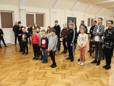 Mikołajkowy turniej w szachach.