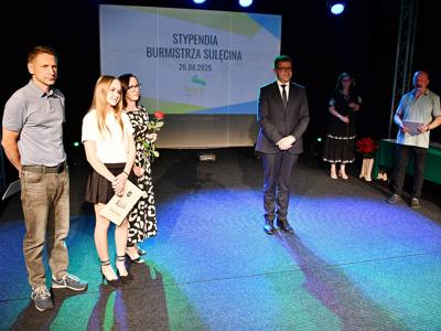 Stypendia burmistrza Sulęcina za rok szkolny 2024/2025.