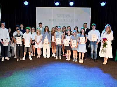 Stypendia burmistrza Sulęcina za rok szkolny 2024/2025.