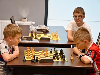 Letni Klub Szachowy przy Sulęcińskim Ośrodku Sportu i Rekreacji. 