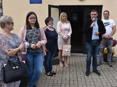 Organizatorzy i zaproszeni goście.