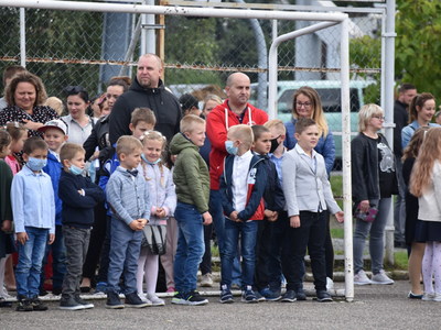 Inauguracja roku szkolnego w Szkole Podstawowej im. Polskich Olimpijczyków w Sulęcinie. 