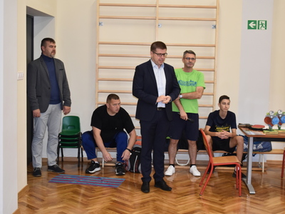 Turniej tenisa stołowego o Puchar Burmistrza Sulęcina.