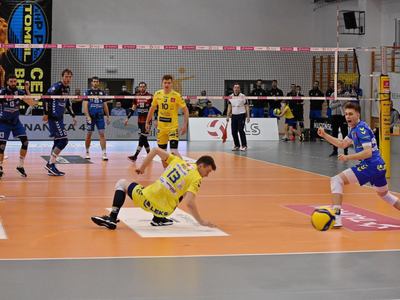Mecz piłki siatkowej STS Olimpia Sulęcin - MKS Będzin.