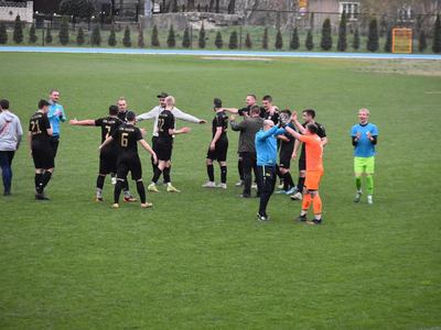 Mecz piłki nożnej MKS Stal Sulęcin-KS Toroma Torzym.