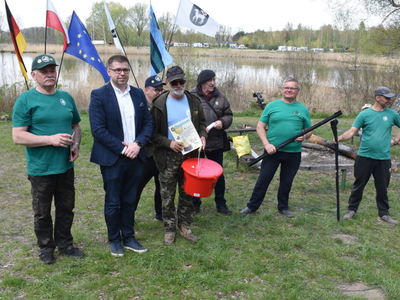 Międzynarodowe zawody wędkarskie O Puchar Burmistrza Sulęcina.