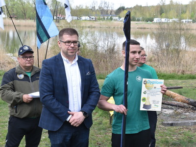 Międzynarodowe zawody wędkarskie O Puchar Burmistrza Sulęcina.