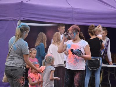 Holi - święto kolorów. 