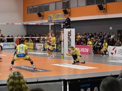 Mecz piłki siatkowej STS Olimpia Sulęcin-SPS Chrobry Głogów.