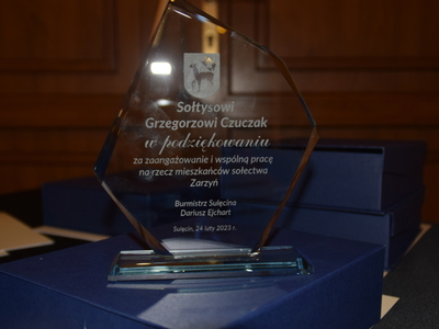 okolicznościowa statuetka