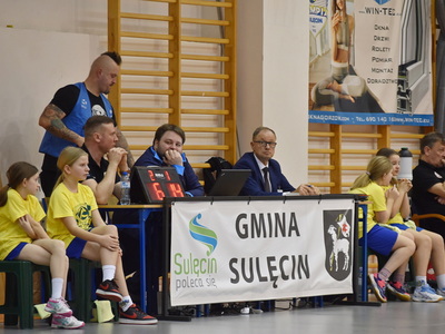Mecz piłki siatkowej - STS Olimpia Sulęcin - KKS Mickiewicz Kluczbork. 
