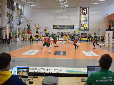 Mecz STS Olimpia Sulęcin - KS Lechia Tomaszów Mazowiecki. 