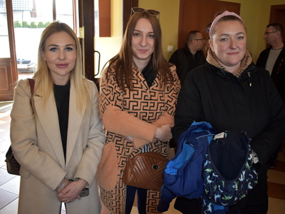 Wybory sołtysa i rady sołeckiej w Długoszynie.
Mieszkańcy Długoszyna.