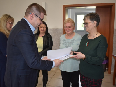Mieszkańcy Ostrowa ponownie wybrali Annę Kopyt na sołtysa.