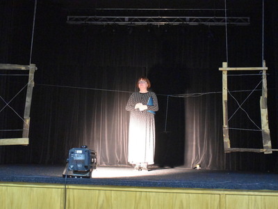 Marcin Ciężki - Kabaret po tamtej stronie. Aktorka teatru gorzowskiego Anna Łaniewska. 