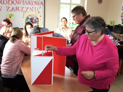 Grzegorz Czuczak nowym sołtysem Zarzynia. 