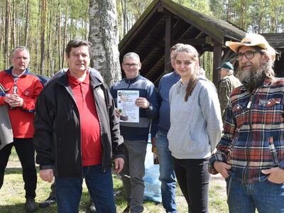 Zawody spławikowe nad jeziorem ostrowskim. Uczestnicy.