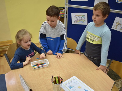 Konkurs ekologiczny przedszkolaków z Sulęcina. Uczestnicy w trakcie konkursu. 