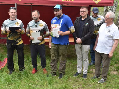 10-lecie PZW Koła nr2 Lin z Sulęcina. Wręczenie dyplomów.  