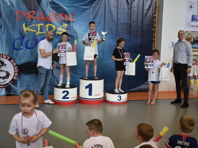 Część II Dragon Kids Cap o Puchar Burmistrza Sulęcina. Zwycięzcy na podium. 