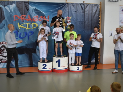 Część II Dragon Kids Cap o Puchar Burmistrza Sulęcina. Zwycięzcy na podium. 