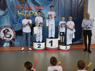 Część II Dragon Kids Cap o Puchar Burmistrza Sulęcina. Zwycięzcy na podium. 