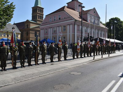 XXVI-lecie 17 Wielkopolskiej Brygady Zmechanizowanej. Poczet sztandarowy. 