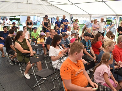 Piknik europejski w Sulęcinie. Uczestnicy pikniku. 