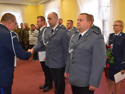 Święto policji w Sulęcinie. Wręczenie wyróżnień. 