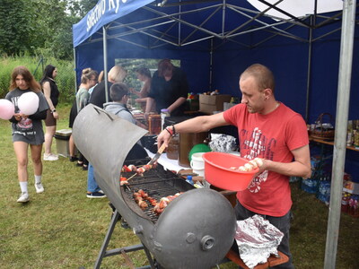 Festyn wiejski w Rychliku. Grill. 