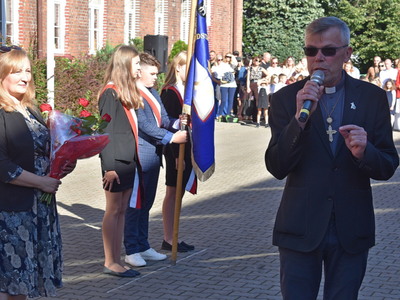 Inauguracja roku szkolnego w jedynce.