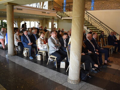 Konferencja o nowych funduszach europejskich.