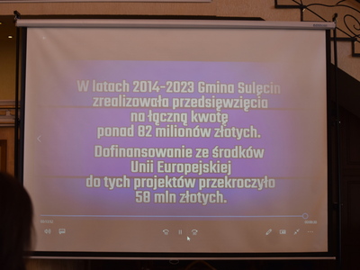 Konferencja o nowych funduszach europejskich.