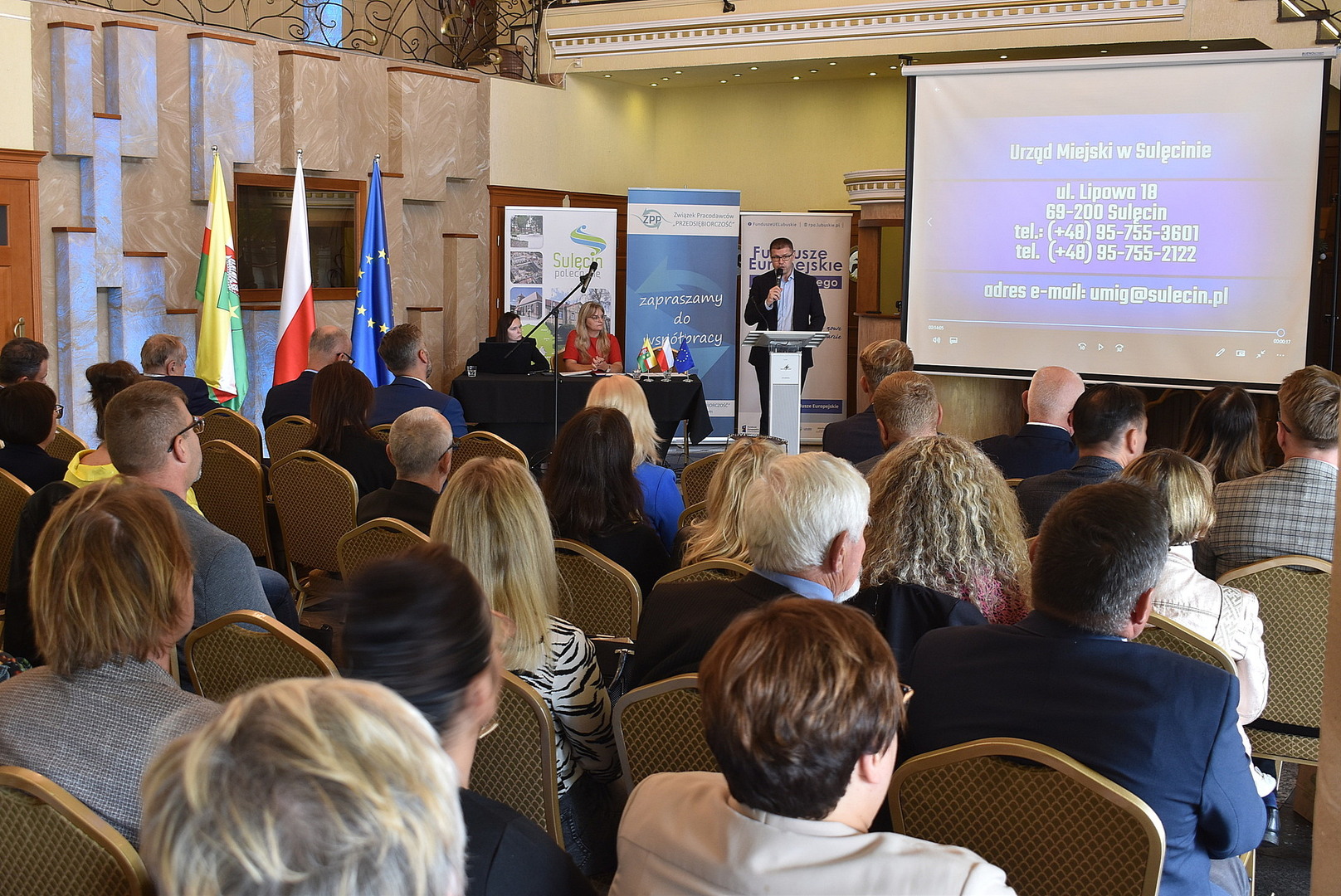 Konferencja o nowych funduszach europejskich.