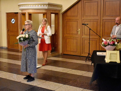Nagrody burmistrza Sulęcina otrzymali wyróżniający się nauczyciele z Gminy Sulęcin.