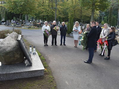 Pamiętają o nauczycielach.