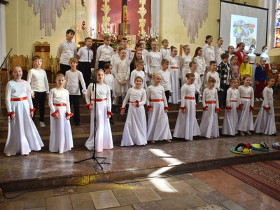 Mieszkańcy Niepodległej Polsce.