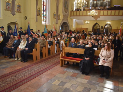 Mieszkańcy Niepodległej Polsce.