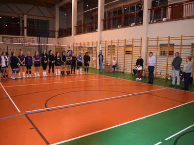 Amatorski turniej piłki siatkowej pod patronatem burmistrza Sulęcina. 