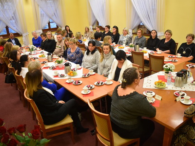 Dzień Pracownika Socjalnego w sali konferencyjnej Domu Joannitów w Sulęcinie. 