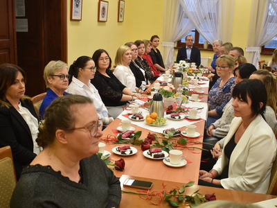 Dzień Pracownika Socjalnego w sali konferencyjnej Domu Joannitów w Sulęcinie. 