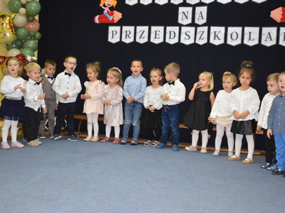 Trzylatki pasowane na przedszkolaka w Przedszkolu nr 1 im. Małego Przyrodnika w Sulęcinie. 