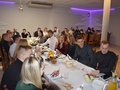 Wigilijne spotkanie zawodników MKS STAL Sulęcin. 