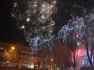 Tak mieszkańcy Sulęcina witali nowy 2024 rok. 